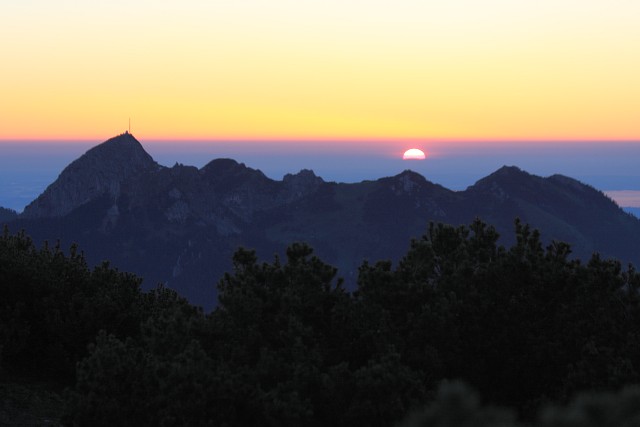 Sonnenaufgang über dem Wendelstein