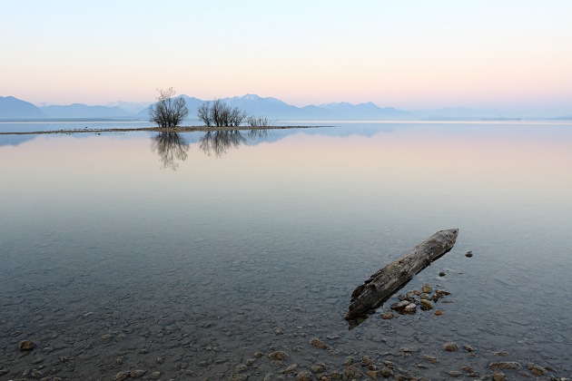 Canon EOS 50D mit EF 17-40 f/4 USM @ 17mm, 1/13s @ f/8, ISO 100, Stativ, Spiegelvorauslösung, Kabelfernauslöser, RAW.