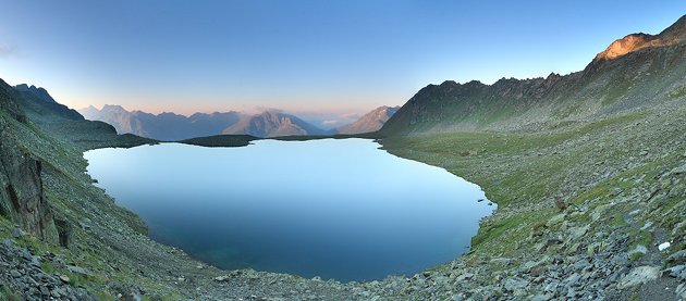 Bergseestimmung - für große Ansicht hier klicken.